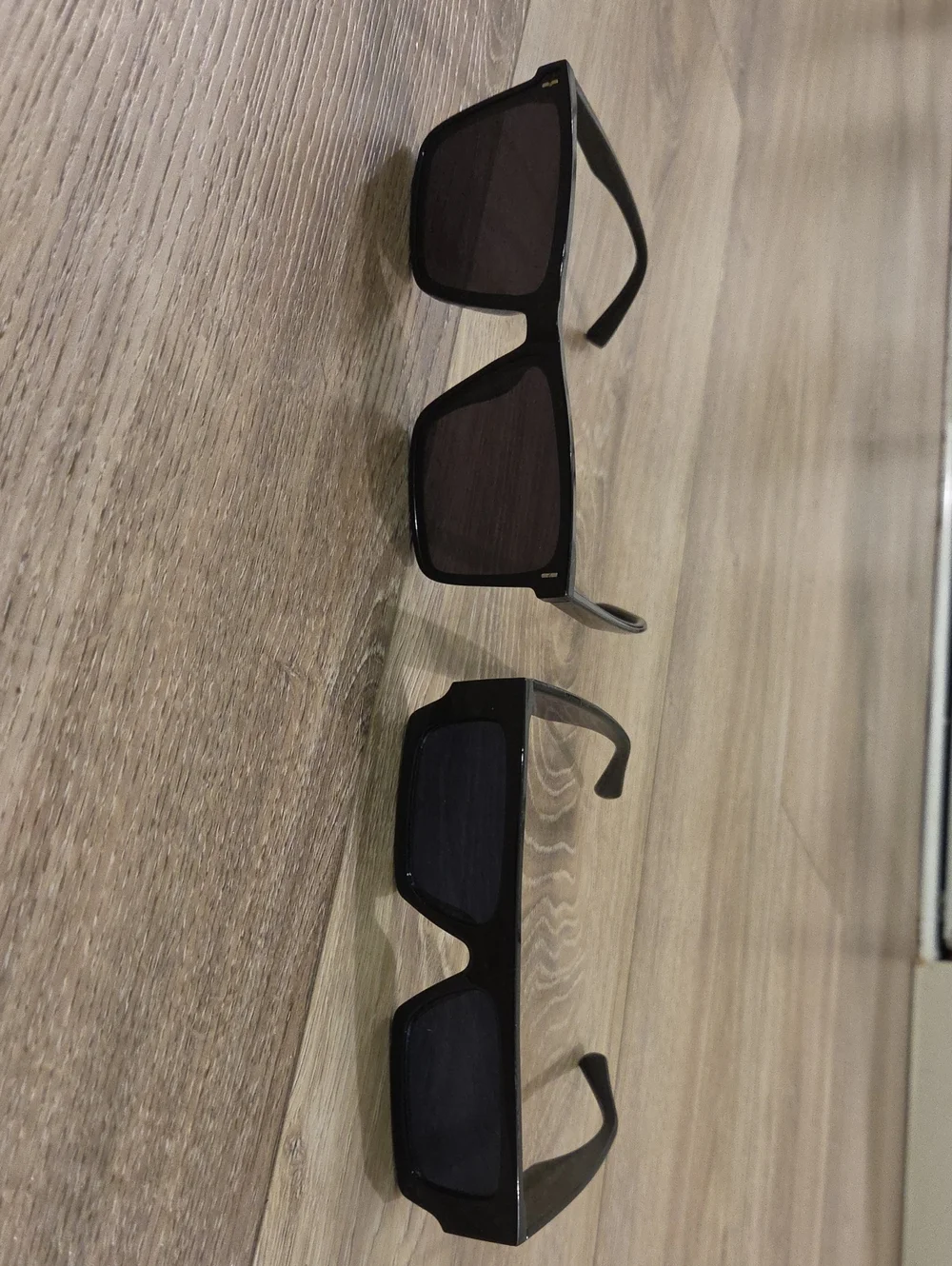 Men's Black Rectangular Sunglasses - Classic Matte Frame